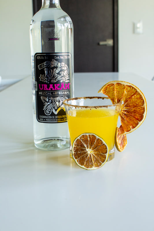 1 Mezcal Urakán 45 Black